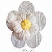 White Daisy charm